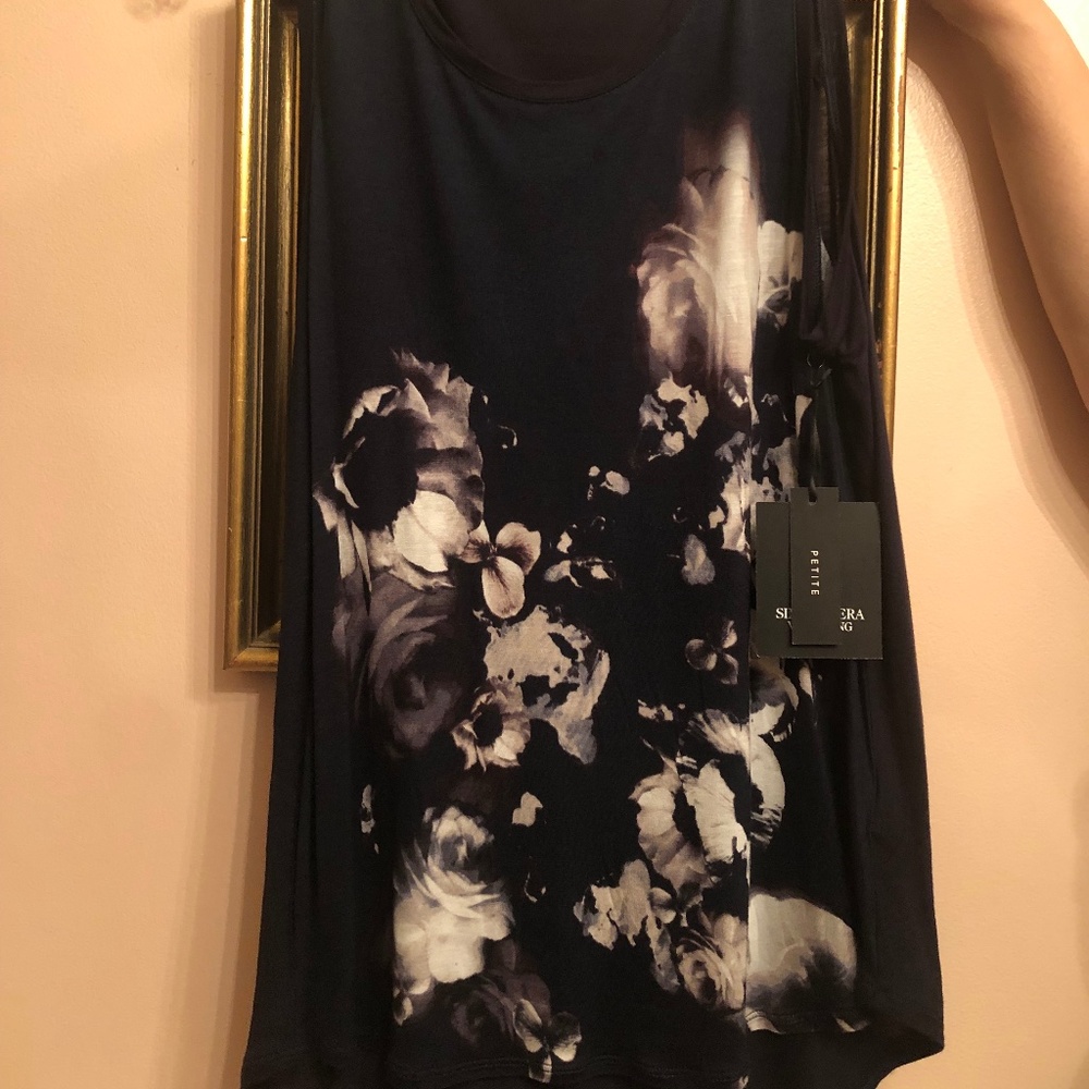 NEW - Vera Wang Sleeveless Blouse - Never Worn (Petite Large)